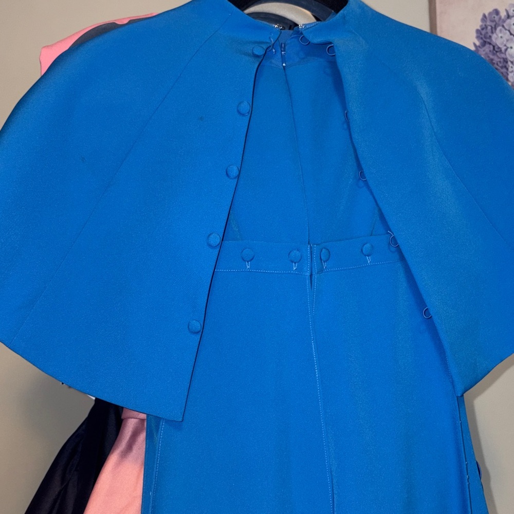 Teri Jon by Rickie Freeman blue collared cape dress - Picture 14 of 16